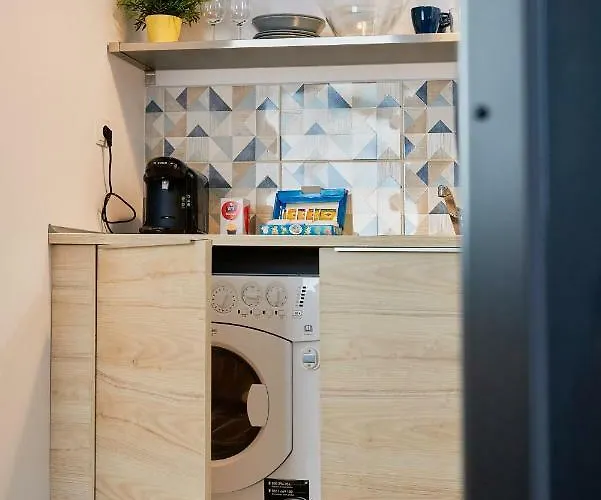 Brand New Lozenets *